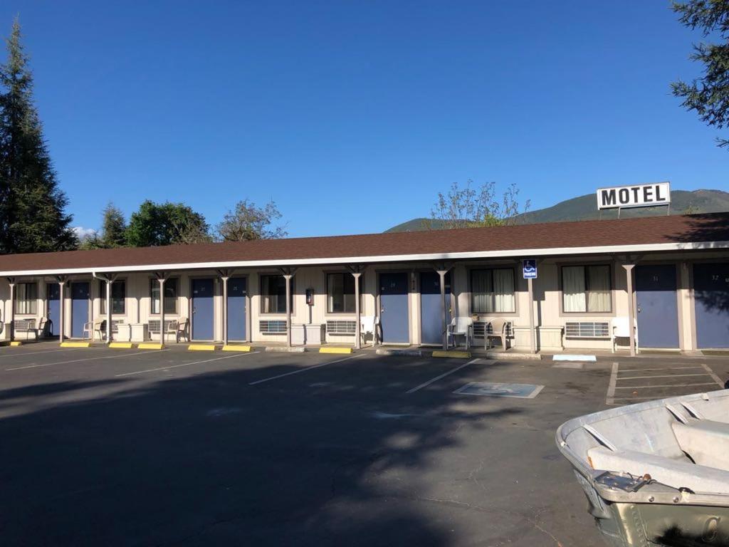 Kelseyville Motel Екстер'єр фото