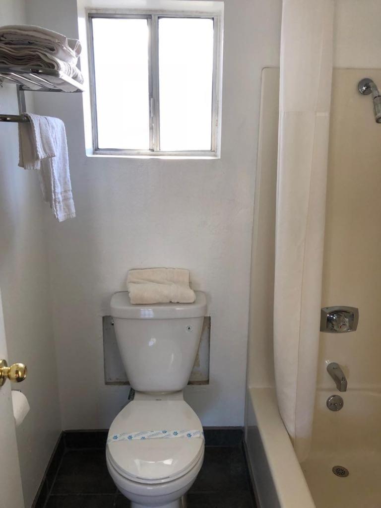 Kelseyville Motel Екстер'єр фото