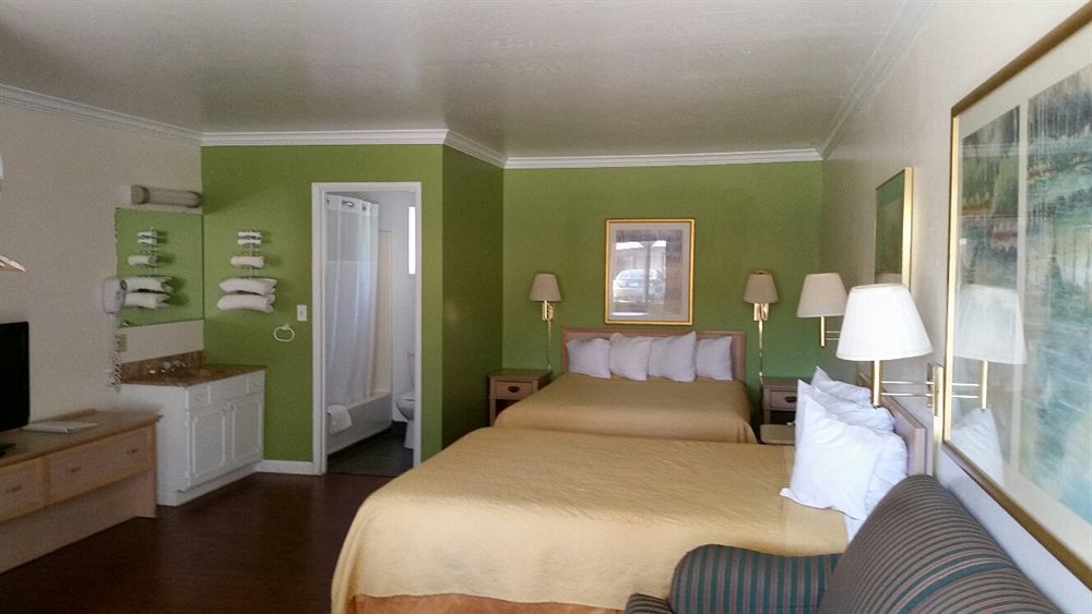 Kelseyville Motel Екстер'єр фото