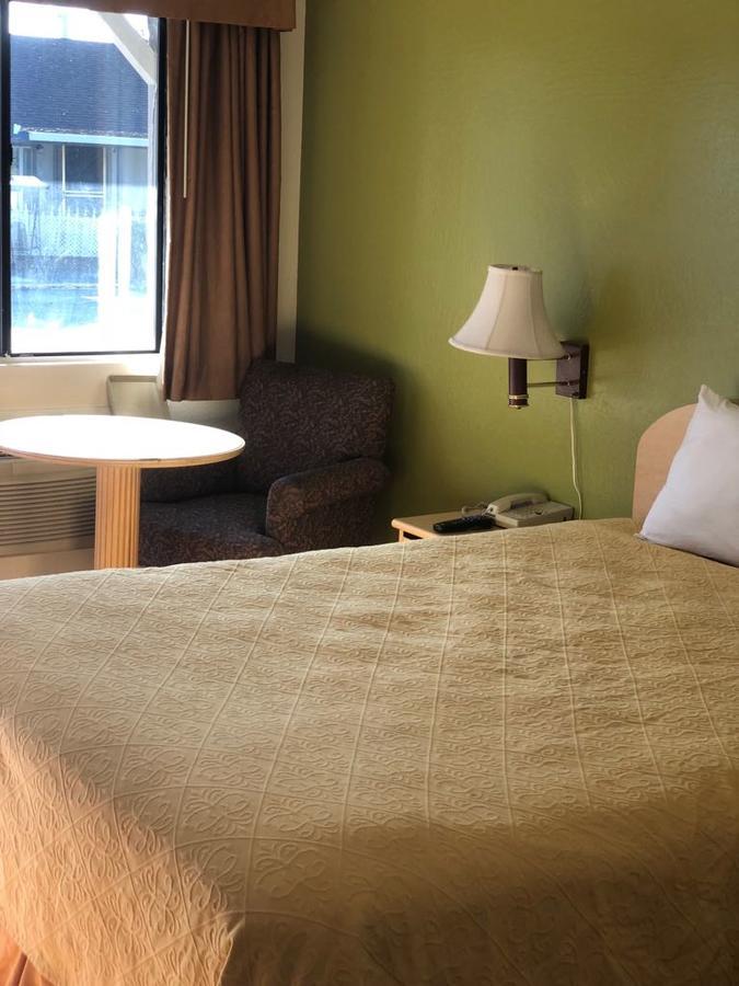 Kelseyville Motel Екстер'єр фото